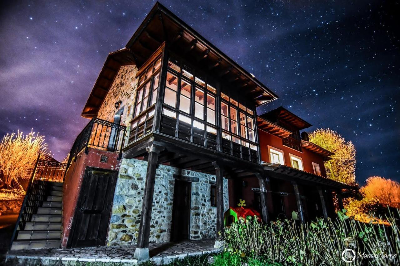 El Interior De Gaia Guest House อาร์ริออนดาส ภายนอก รูปภาพ