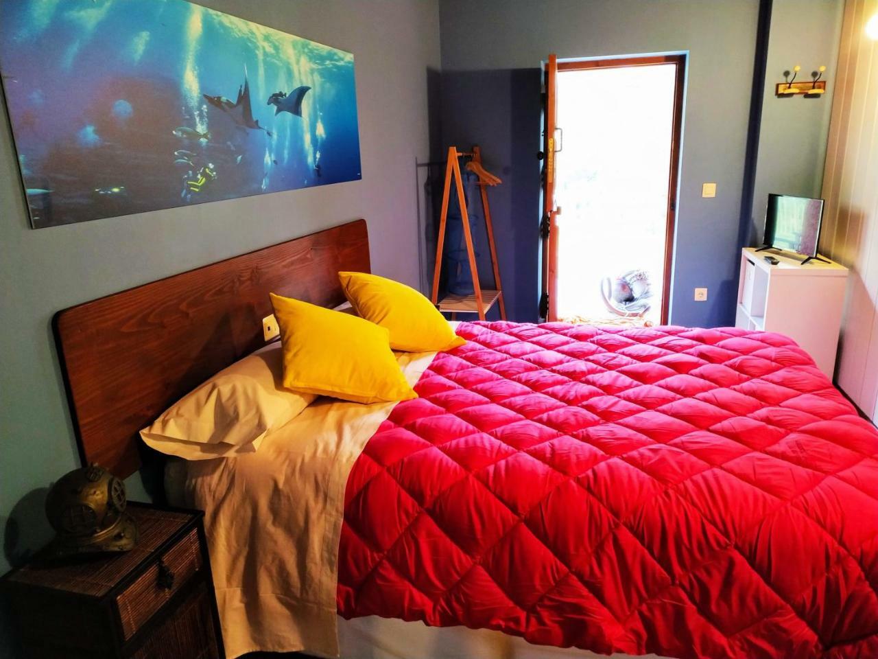 El Interior De Gaia Guest House อาร์ริออนดาส ภายนอก รูปภาพ